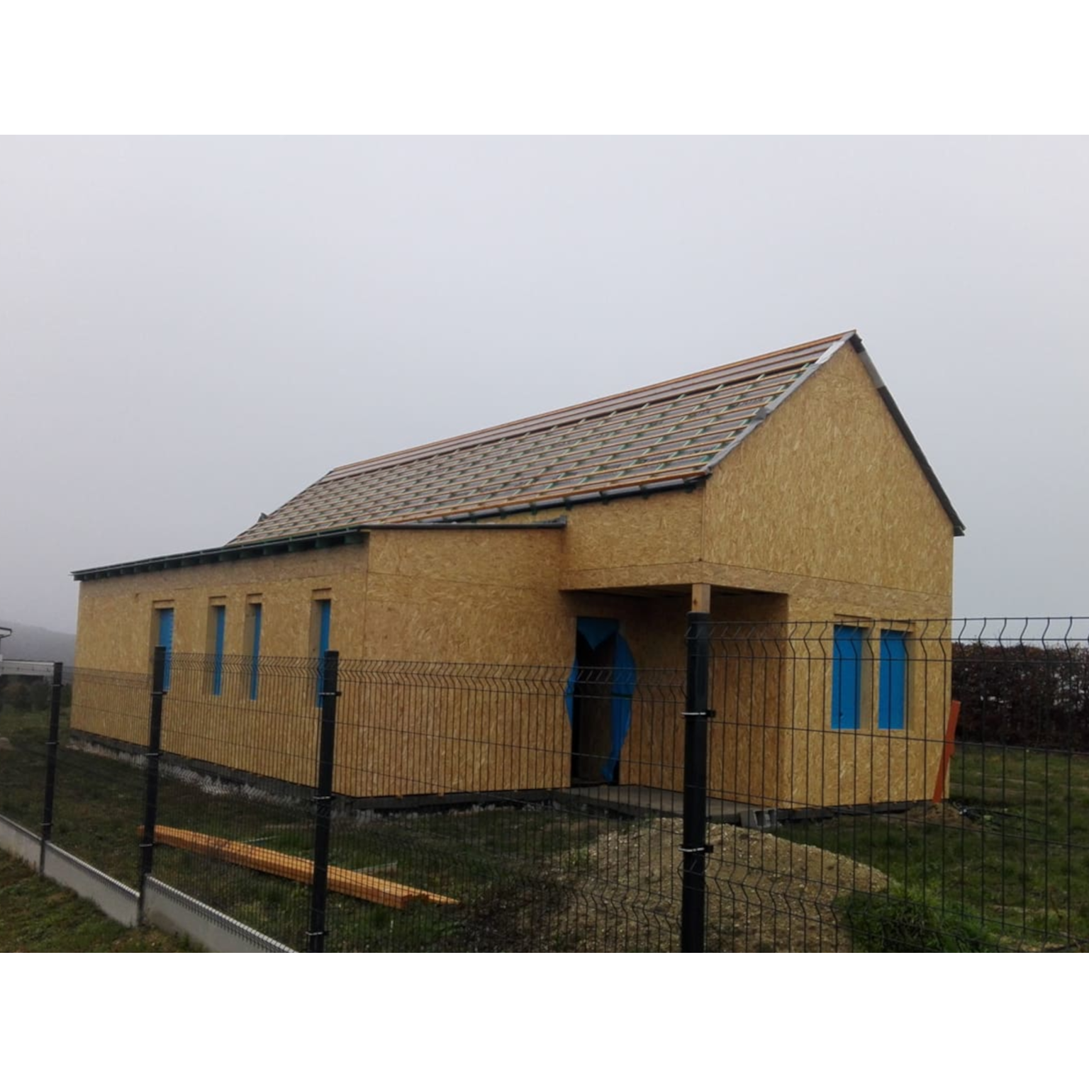 FZFFU18662 családi ház nettó: 101,99 m²