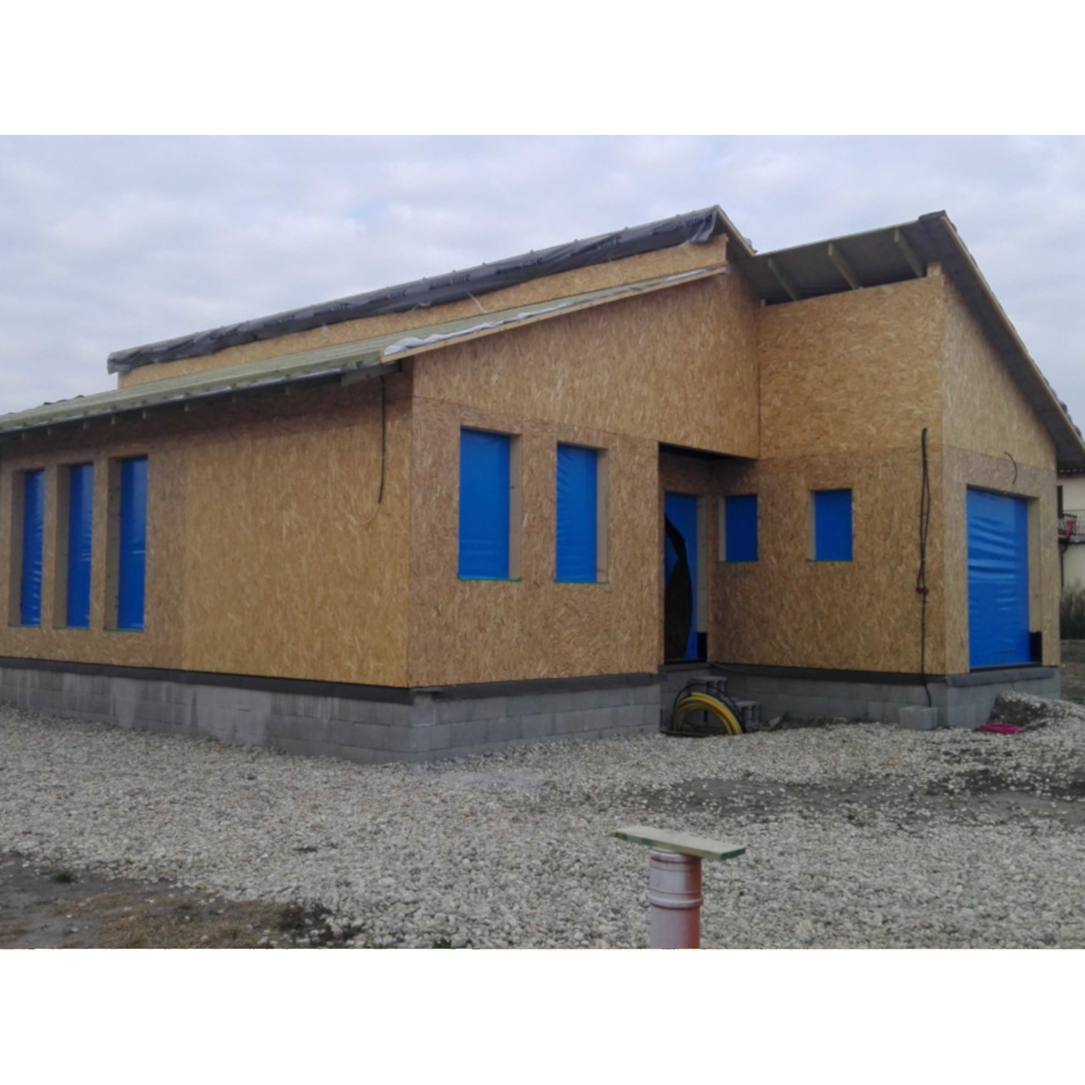 KMVFU52920 családi ház nettó: 111,45 m²