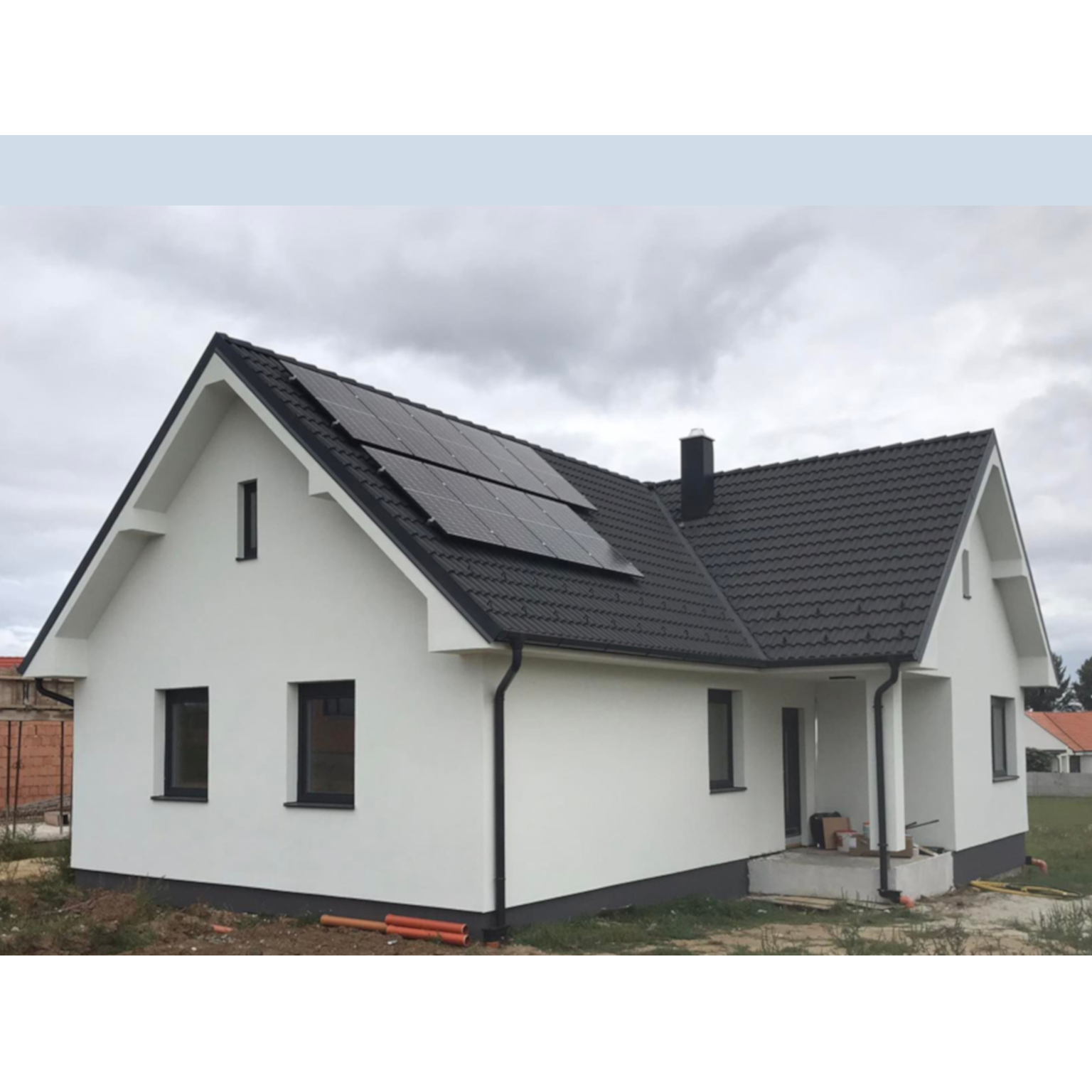 RNFAJU943 családi ház nettó: 92,97 m²